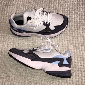 Adidas falcon sneakers